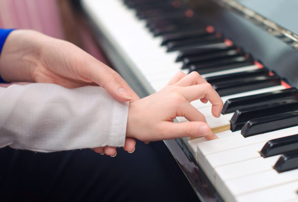 Les cours de musique : une bonne chose pour les enfants